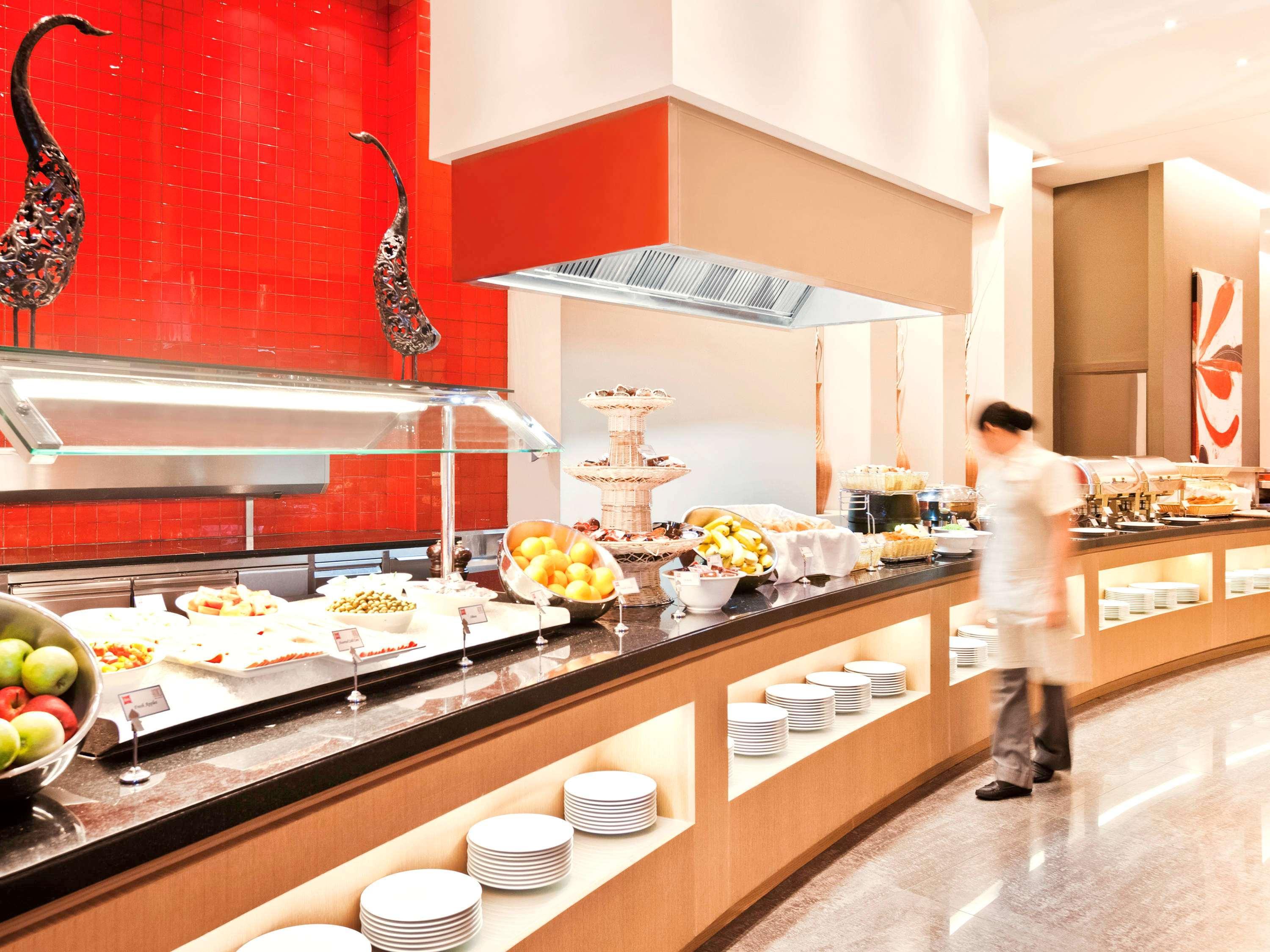 Ibis Mall Avenue Dubai Eksteriør bilde